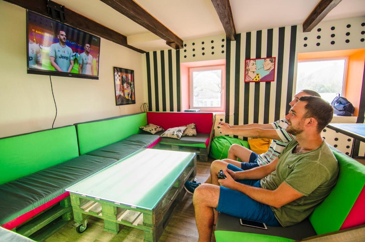 Lucky Hostel на Крещатике Киев Экстерьер фото